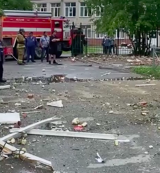 Фото Мощный взрыв произошёл в жилом доме под Новосибирском. Первые жертвы и кадры ЧП. ОНЛАЙН 2 - Сиб.ФМ Фото Мощный взрыв произошёл в жилом доме под Новосибирском. Первые жертвы и кадры ЧП. ОНЛАЙН 2